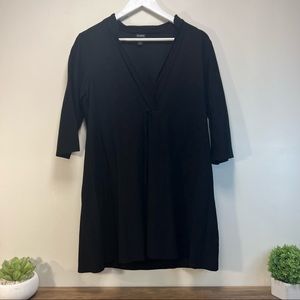 Eileen Fisher  black 3/4 sleeve V-neck top